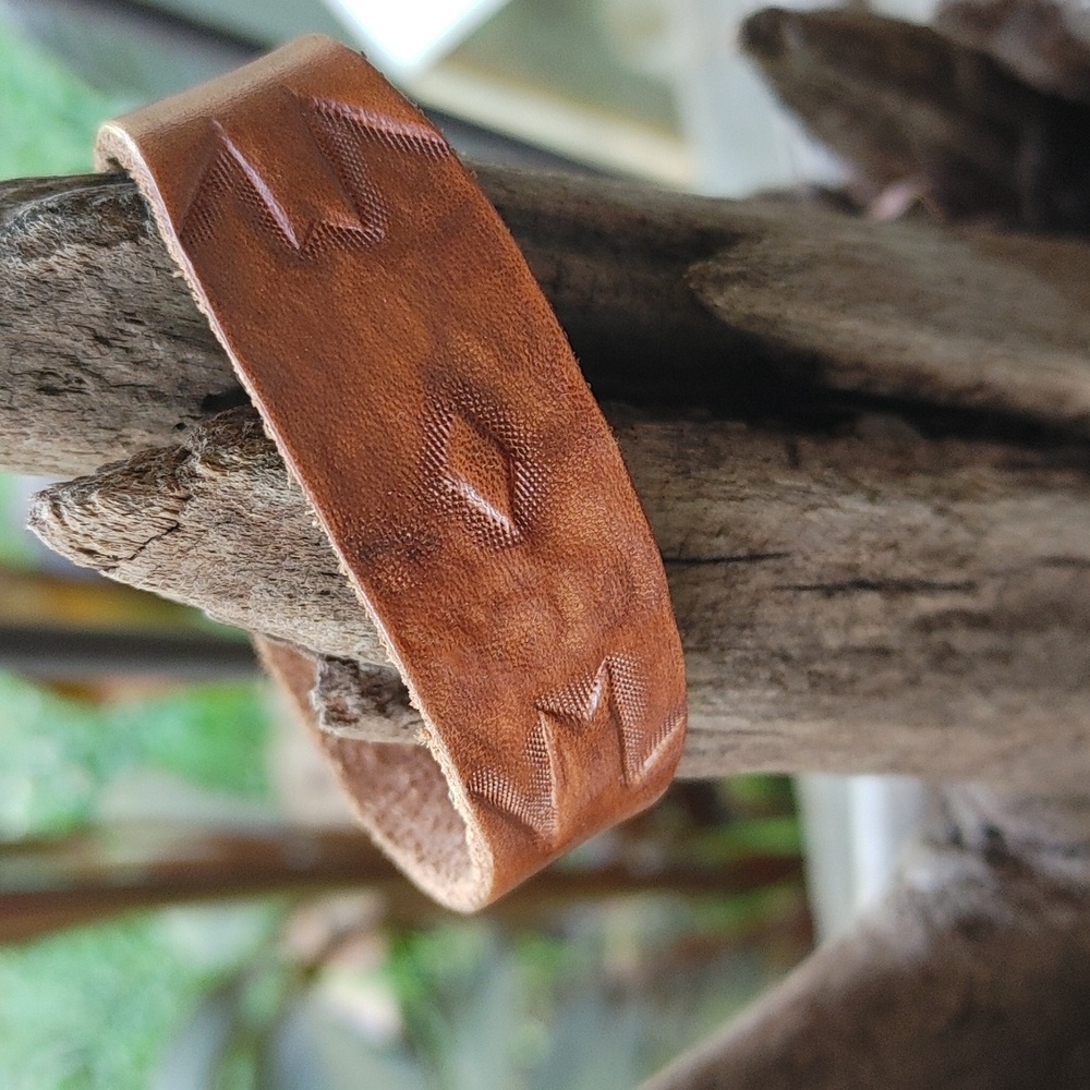 Leather Western bracelet